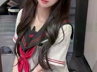细腻瞬间捕捉，Umeko J的蛇喰梦子写真与精彩照片.txt